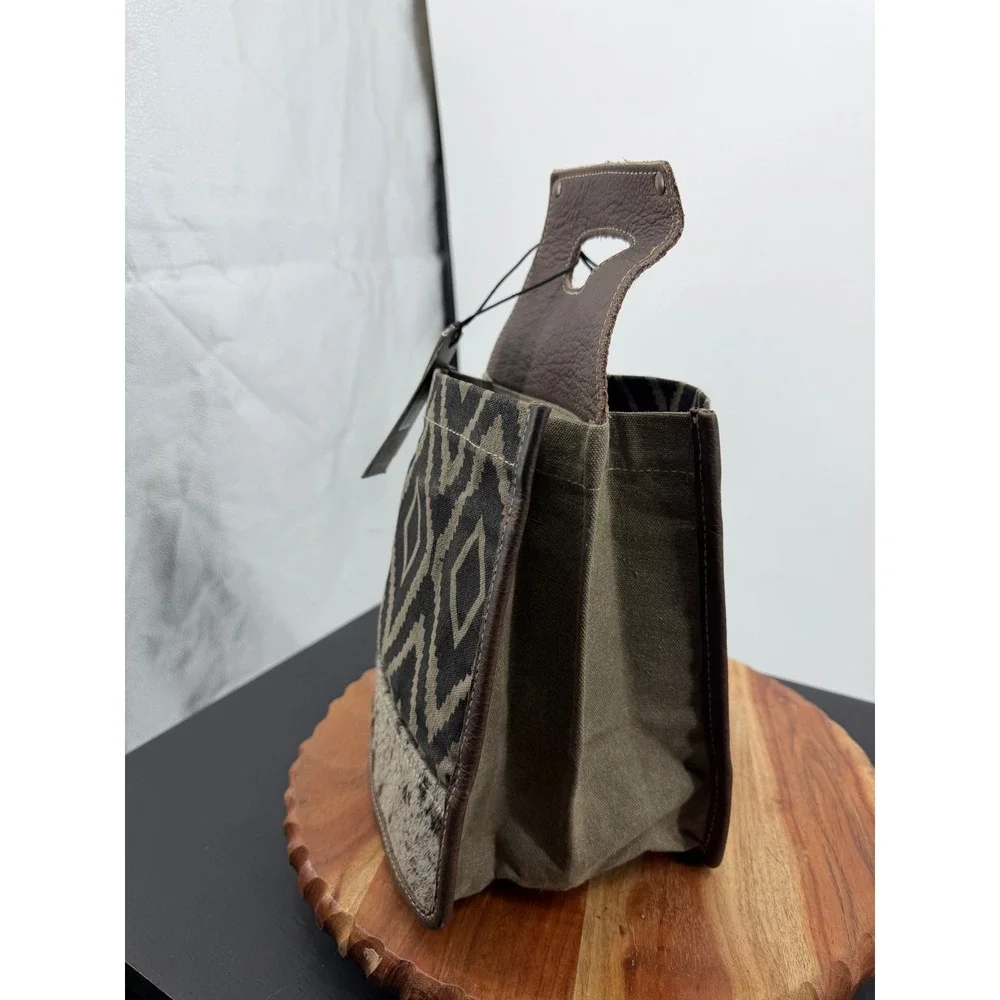 Myra Chevron 6 Pack Beer Caddy OS Brown Olive Upcycled Leather Cowhide S-6414